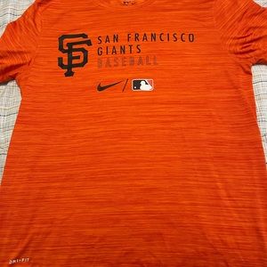 San Francisco Giants Nike dri-fit large baseball shirt. MLB on field apparel.